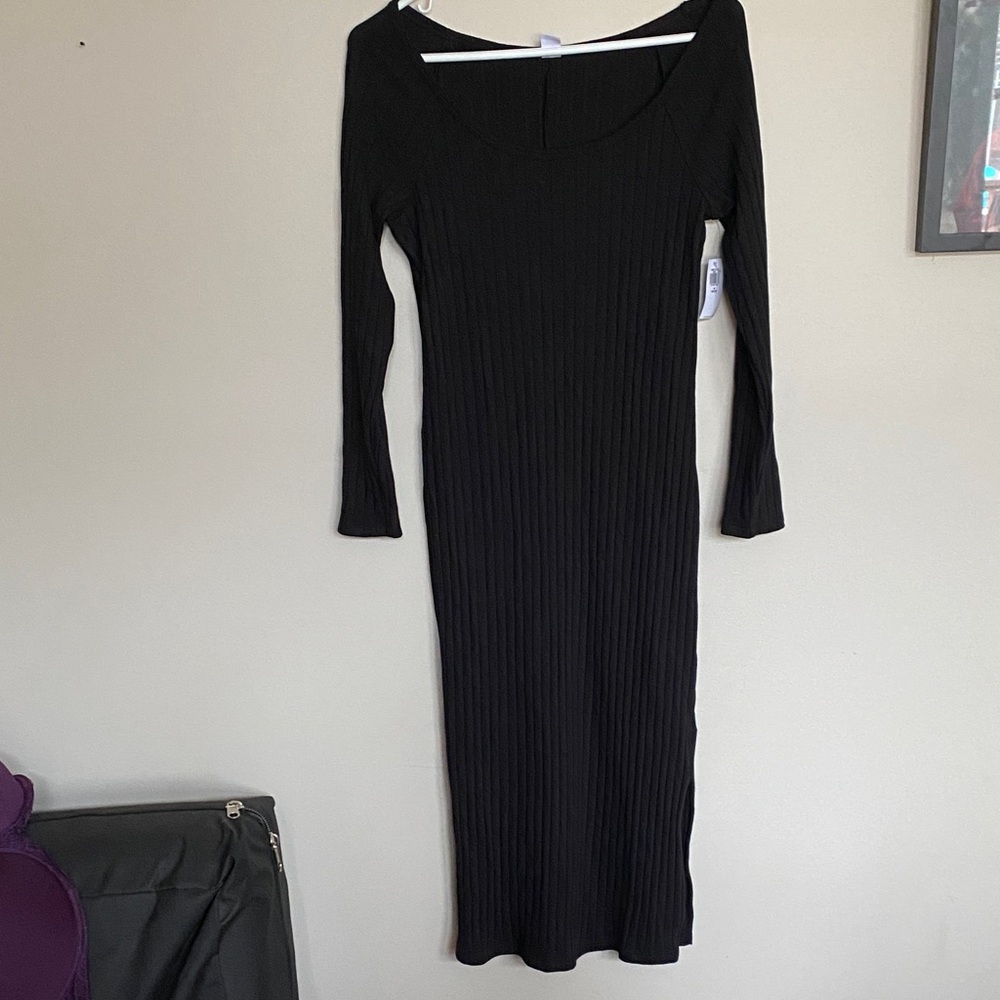 Old Navy Black Ribbed Long-Sleeve Midi Dress